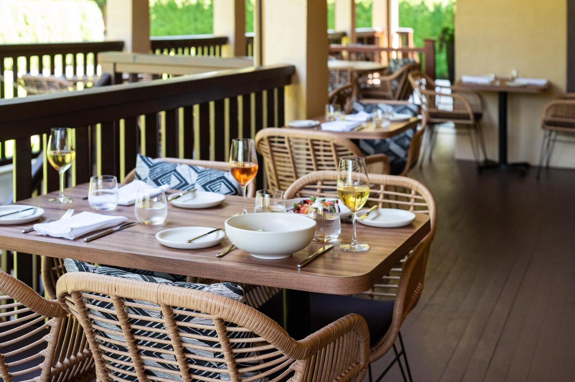 Naramata Inn エクステリア 写真